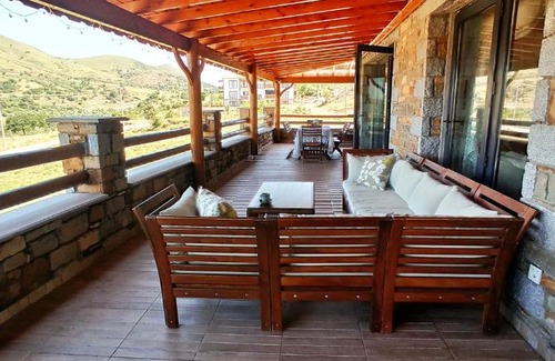Gokceada Villa | Taş Villa Ada Evi - 3+2 Dubleks, Verandalı