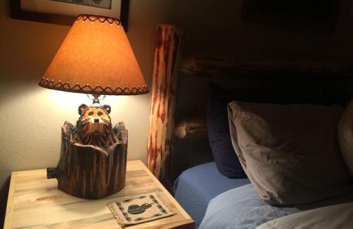 Christmas Valley House | Tahoe Cottage perfect for couples and outdoor enthusiasts