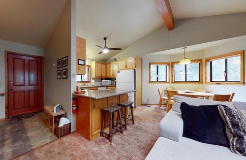 Idyllwild House | Tahquitz View Chalet