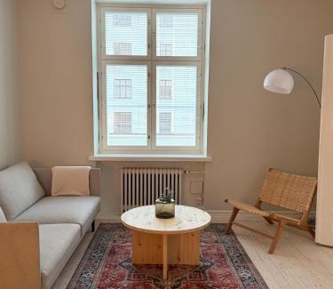 Toolo Apartment | TAKA-TÖÖLÖ - a Stylish Urban Hideaway
