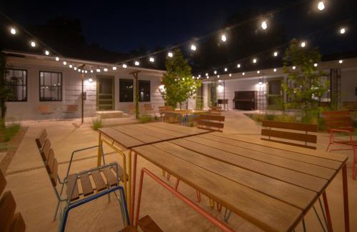 Taylor Hotel | Talbot Commons Hotel