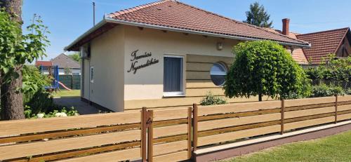 Balatonmariafurdo Apartment | Tamási Nyaralóház