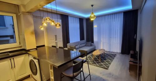 Rasimpasa Apartment | Tam Merkezde Yepyeni Bir Daire
