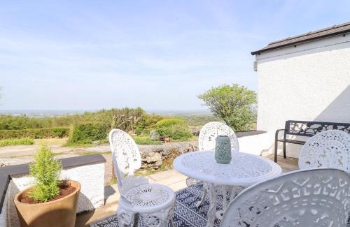 Llanrug House | Tan Y Merddyn