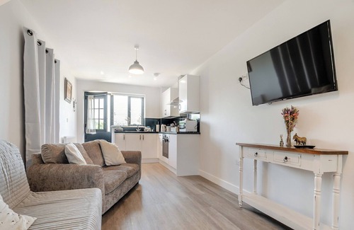 Laverton Cottage | Tanglin Farm - Wonky Donkey