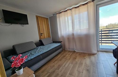 Jaworznia House | Tanie Noclegi, kwatery, pokoje do wynajęcia , TARGI KIELCE