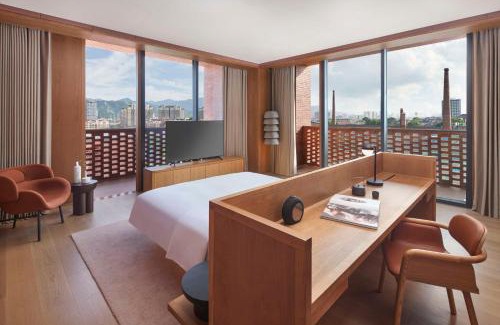 Changjiang County Hotel | TAOXICHUAN Hotel