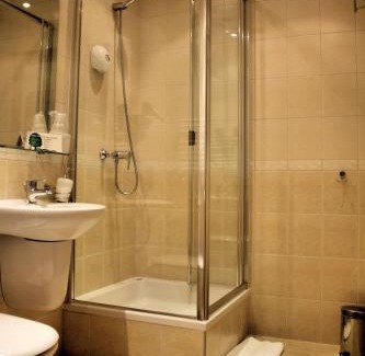 Bierutowice Bed & Breakfast | Tarasy Wang