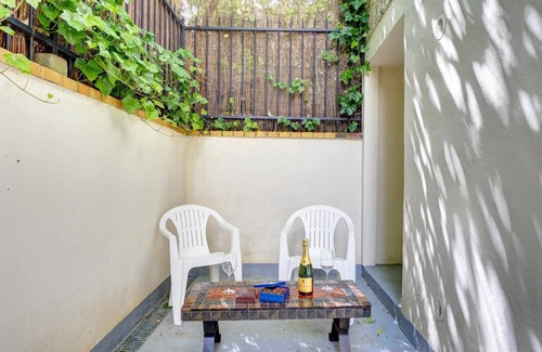 Louis Bertrand-Mirabeau-Semard Apartment | TBS 331 - Charming apartment in Ivry