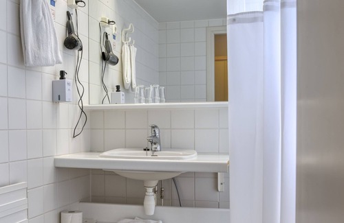 Riihimaki Hotel | Teatterihotelli Riihimäki