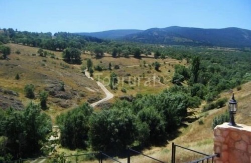 La Salceda Cottage | Tejada del Valle. Between Pedraza and Navafría. Sierra de Guadarrama Park.