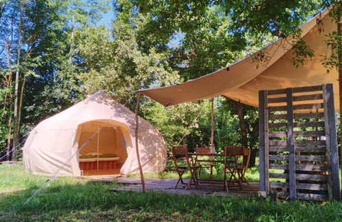 Recoubeau-Jansac RV Rental | Tentes Lodges Atypik Nomad