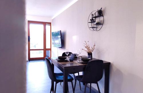 Steinenbronn Apartment | Terminal Design Apartment - Terrasse & waipu TV, nahe Stuttgart Messe & Böblingen