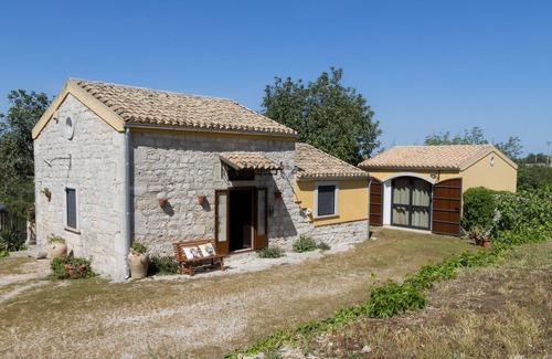 Pietre Nere San Zagaria House | "Terrace on the Archaeological Park"
