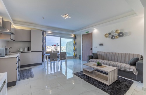 Msida Apartment | Terrace View - A Charming Two Bedrooms Air-Conditioned Penthouse