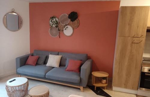 Sainte-Livrade-sur-Lot Apartment | Terracotta