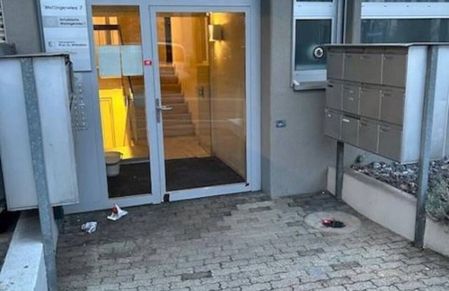 Hochschulen Apartment | Terrific studio in the city centre (Art 2)