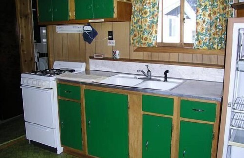 Lake City Cabin | Texan Resort