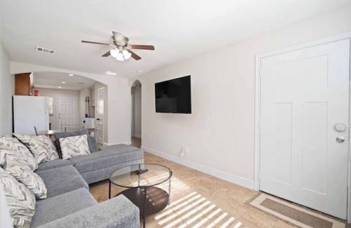 OST - South Union Apartment | Texas Med Center Pristine & Stylish Stay