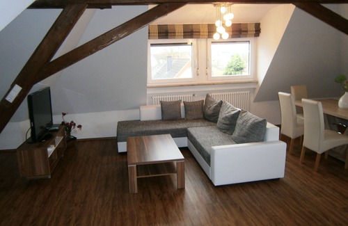 Rheinhausen Apartment | Thai Tawan Loft at Europa-Park Rust
