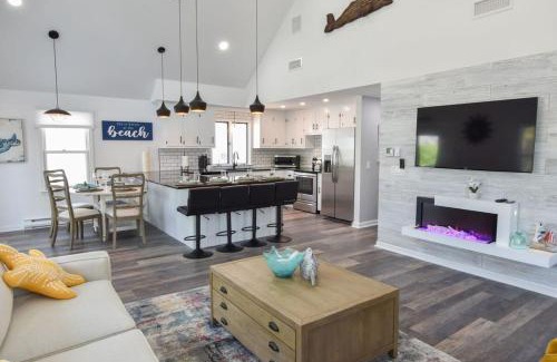 South Yarmouth House | Thatcher Seaview & Parkers River Beaches