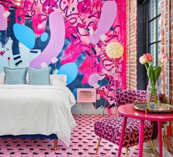 Golden Triangle Apartment | The Acoma House