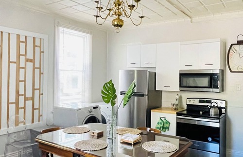 Cincinnati Apartment | The Alley at Bates - Charming Centric Apartment