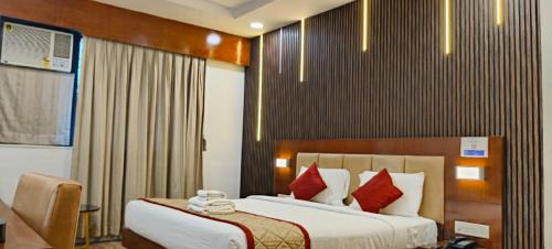 Kopar Khairane Hotel | The Altruist Hotel Navi Mumbai-1
