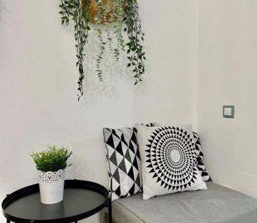 Cisnadie Apartment | The Art of Hospitality