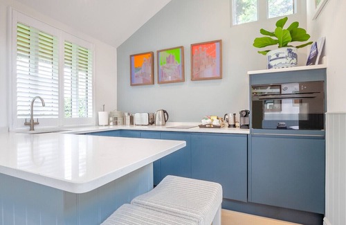 Dorking House | The Artist's Studio - Dorking