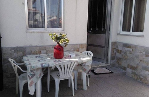 Senhora da Hora House | The banana house