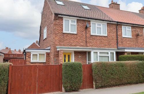 Hornsea House | The Beach Huts