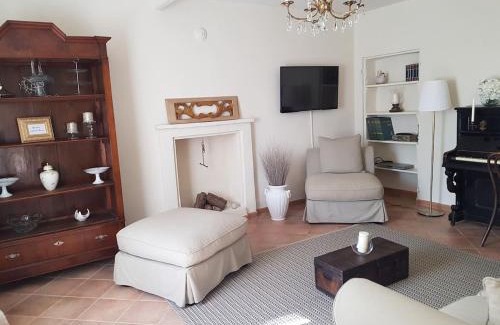 Bergamasco House | THE BERGHOUSE - LA CASA SUL CLIVO with JACUZZI