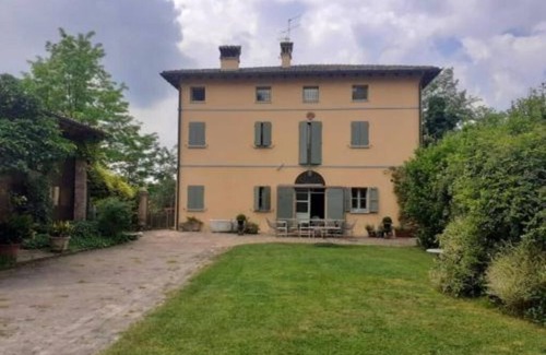 Reggio nell'Emilia Apartment | The Big Oak