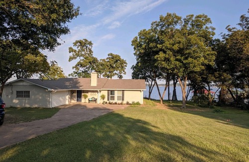 Chandler House | The Blue Pelican Lake House