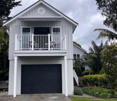 Tairua Apartment | The Boat House Studio