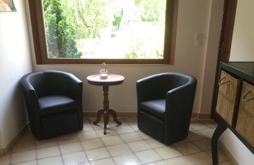 Andressac House | The Boulbènes Guest house - 6 pers. pool and garden.