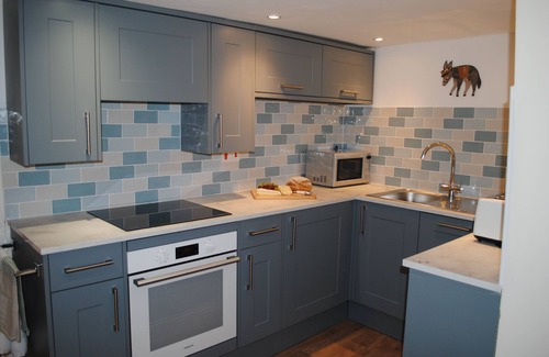 Templecombe House | The Byre lovely stone barn in rural location on the Somerset and Dorset Border