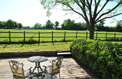 Templecombe House | The Byre lovely stone barn in rural location on the Somerset and Dorset Border