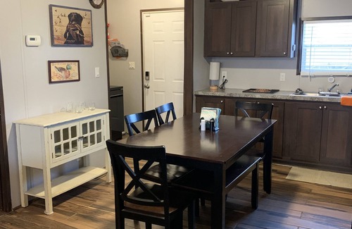 Wynnburg House | The Cabin at Reelfoot. Cozy 4bedroom double wide with WiFi, AC.