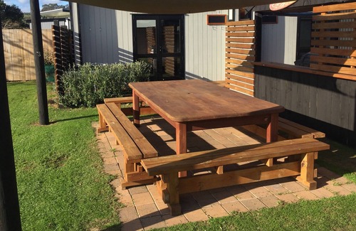 Cooks Beach Cabin | 'The Camp' holidays of yesteryear at Cooks Beach