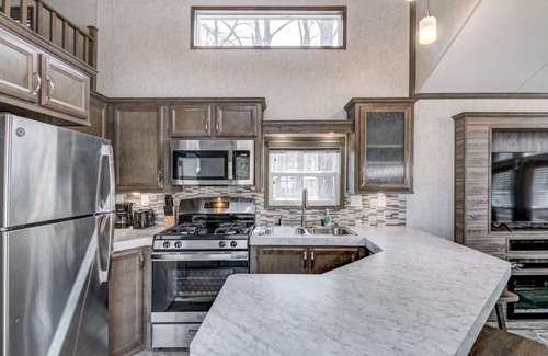 Brill House | The Cardinal at Lincolnwood Resort