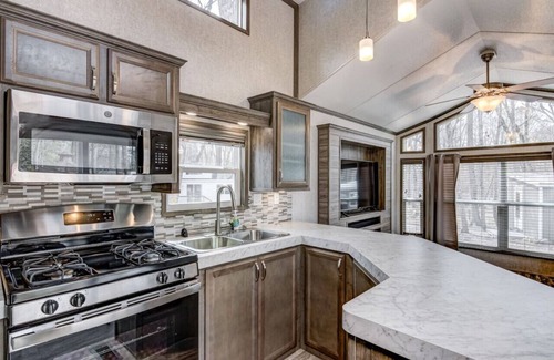 Brill House | The Cardinal at Lincolnwood Resort