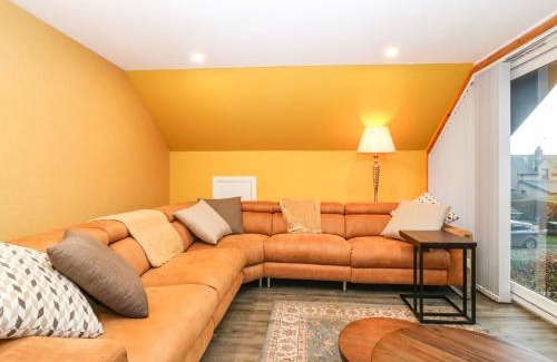 Glenisla House | The Cavern at the Tavern