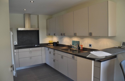 Alpe des Chaux Ski Chalet | The chalet is located 1km from the start of the Barboleuse gondola linking the Villars-Gryon-Les Dia