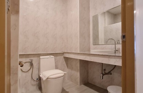 Lop Buri Hotel | The Charlotte Smart Hotel Lopburi