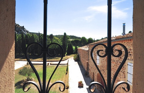 Thezan-des-Corbieres House | The charm of a bastide in private domain with large pool
