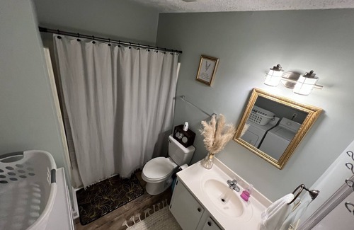 Salisbury House | The Cheery Nook in Salisbury