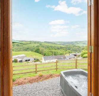 Tiverton House | The Cloud