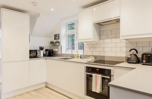 Corfe Apartment | The Coach House - Beautiful and Spacious Outside Decking